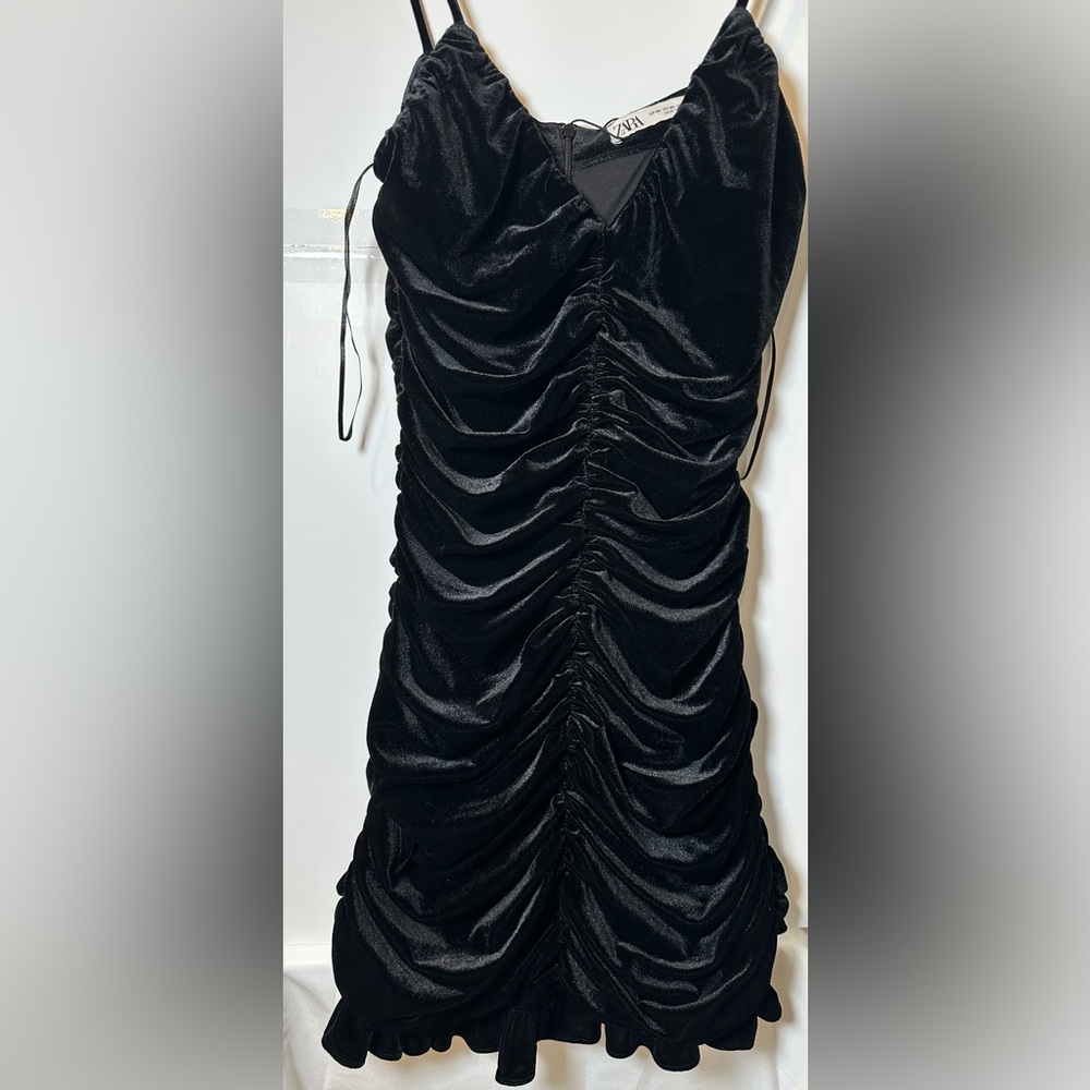 Zara *NWT* velvet ruched mini dress